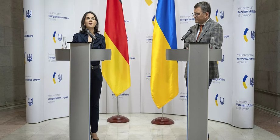 дмитро кулеба, анналена бербок, літаки, ракетні удари, ппо