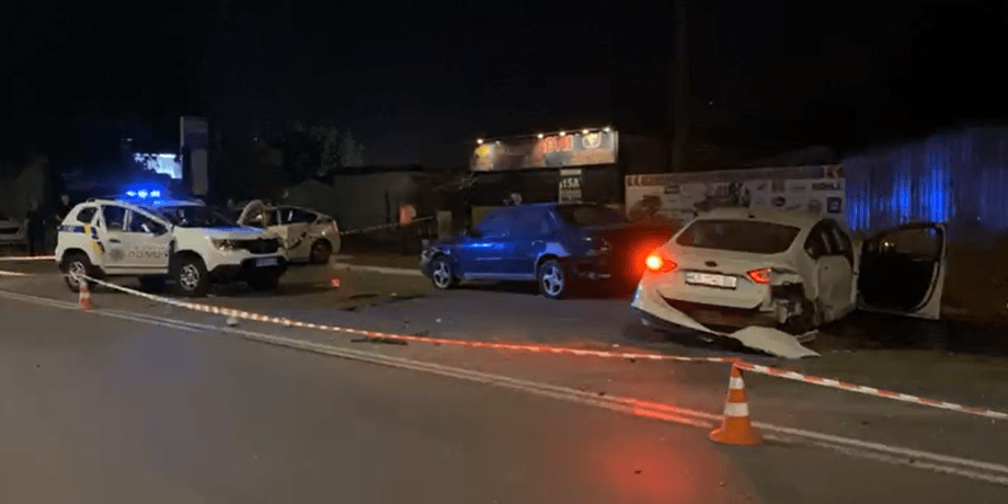 дтп, київ, п'яний чоловік, дтп в соліце, чоловік покинув дружину, чоловік, дружина, Березняківська вулиця, аварія в киеве, Березняки