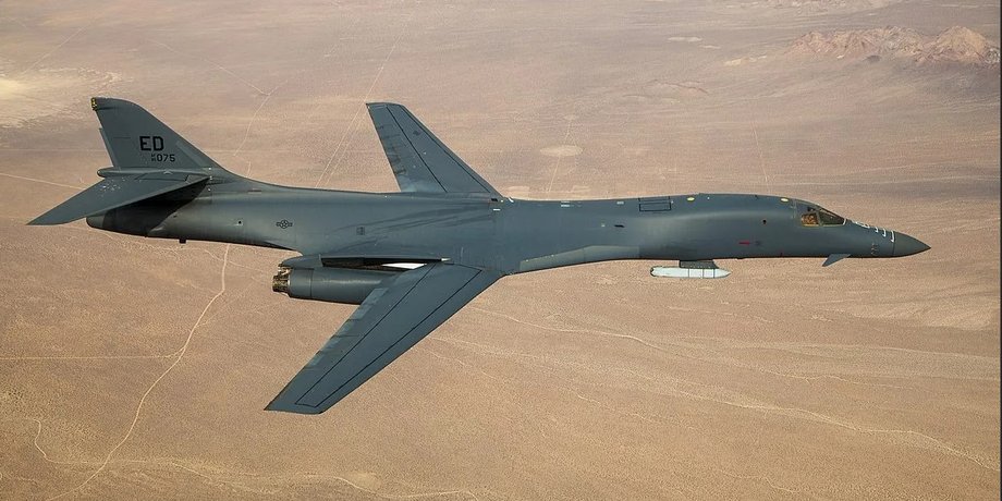 Бомбардировщик ВВС США