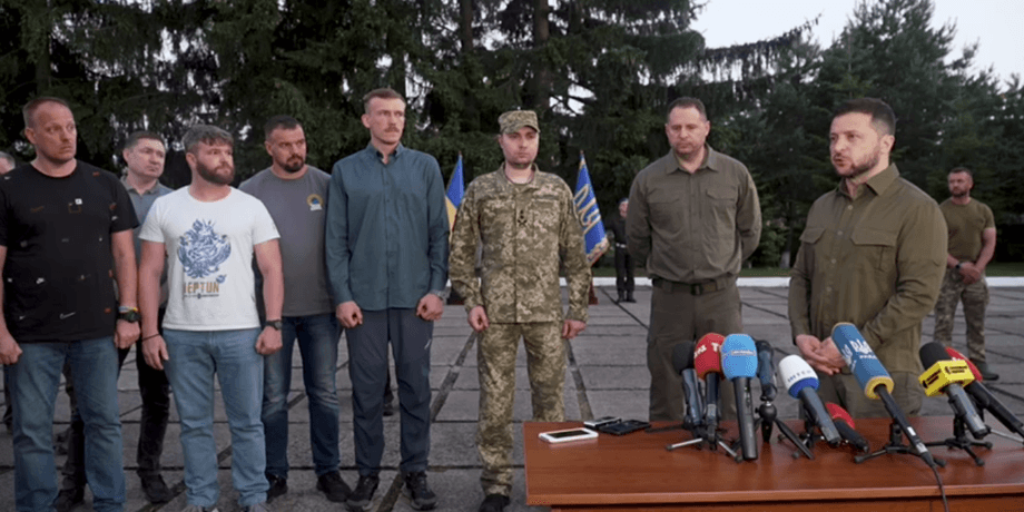 азов, защитники Мариуполя, Львов, Украина, бойцы