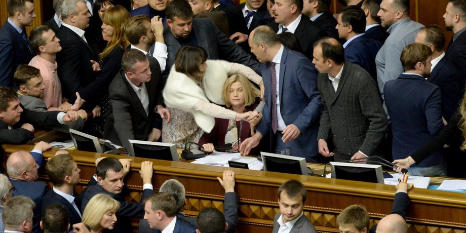 Депутаты в Верховной Раде