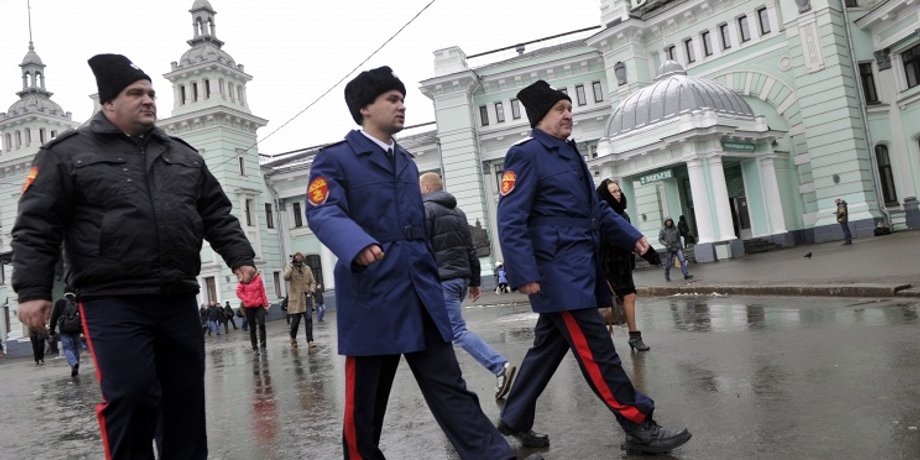Казачьи патрули в Москве / Фото:  ИТАР-ТАСС, Сергей Бобылев