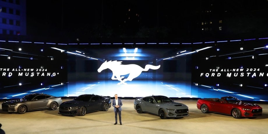 автошоу в Детройте, Детройтский автосалон, автошоу NAIAS, Ford Mustang, Chevrolet Blazer, Chrysler 300, Dodge Charger