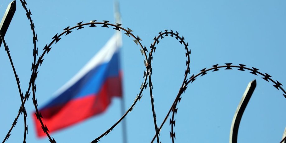 рф санкції ЄС розширить список санкцій проти РФ: можуть опинитися до 1600 осіб і компаній, — Politico