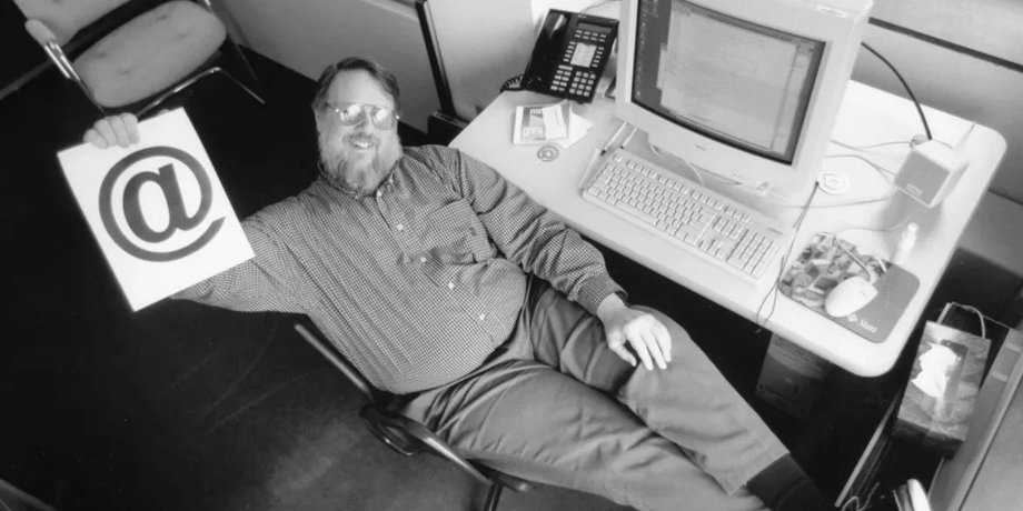 Рей Томлінсон — хто винайшов електронну пошту; перший електронний лист — 1971 рік