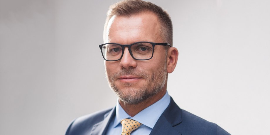 Андрій Вадатурський, "Нібулон"