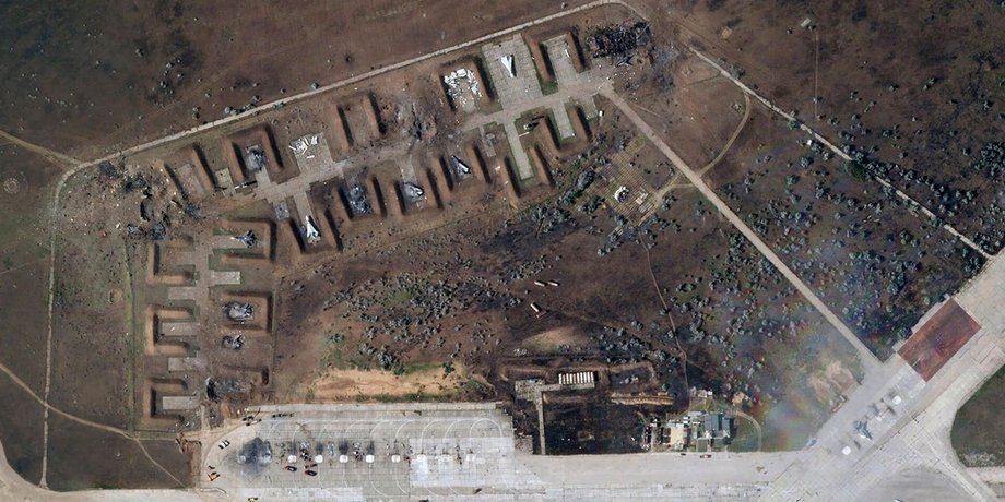 саки, саки крым, авиабаза саки, новофедоровка, новофедоровка взрыв, саки взрыв, саки спутник