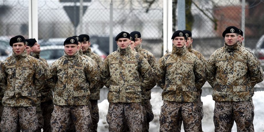 военные, вооруженные силы, призывники