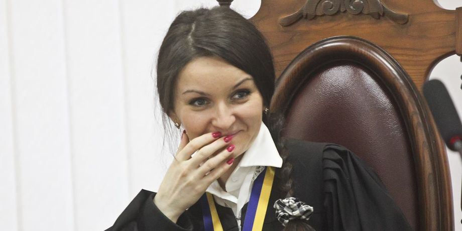 Оксана Царевич, скандал, Печерський суд, Автомайдан, Революція Переваги, Царевич проти майданівців