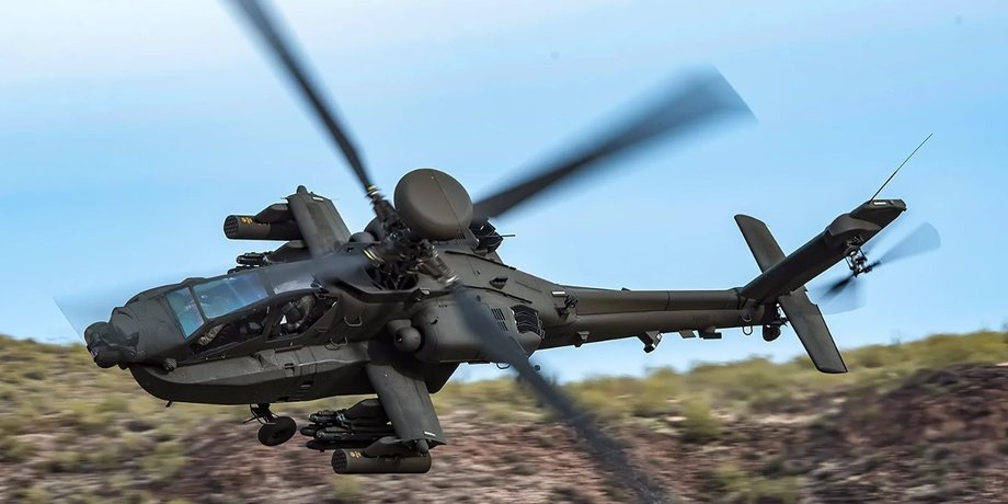 вертолет AH-64E Apache