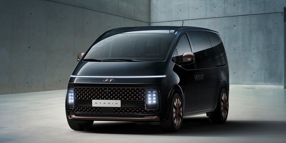 Новый Hyundai STARIA, цена, комплектация, размеры