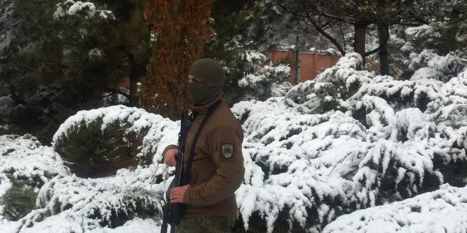 Боец АТО в Донбассе / Фото пресс-центра полка "Азов"