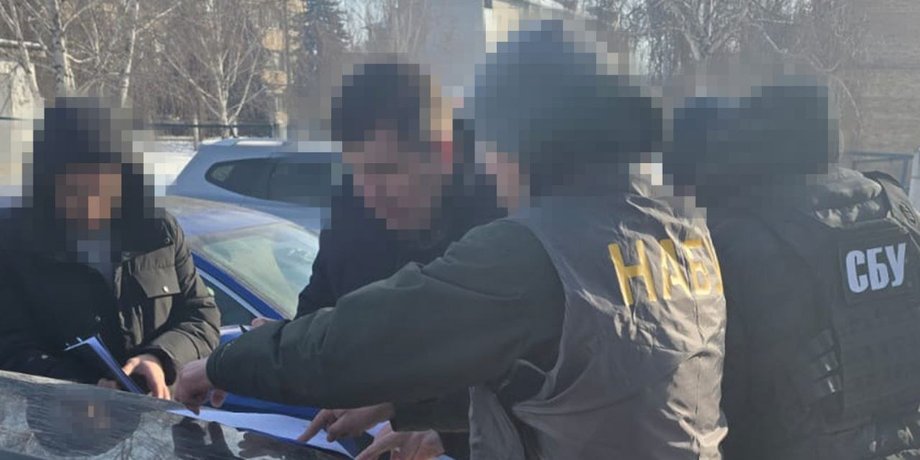 Нардеп от слуги народа попался на оборудках с землей