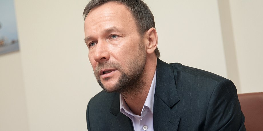 Виталий Антонов