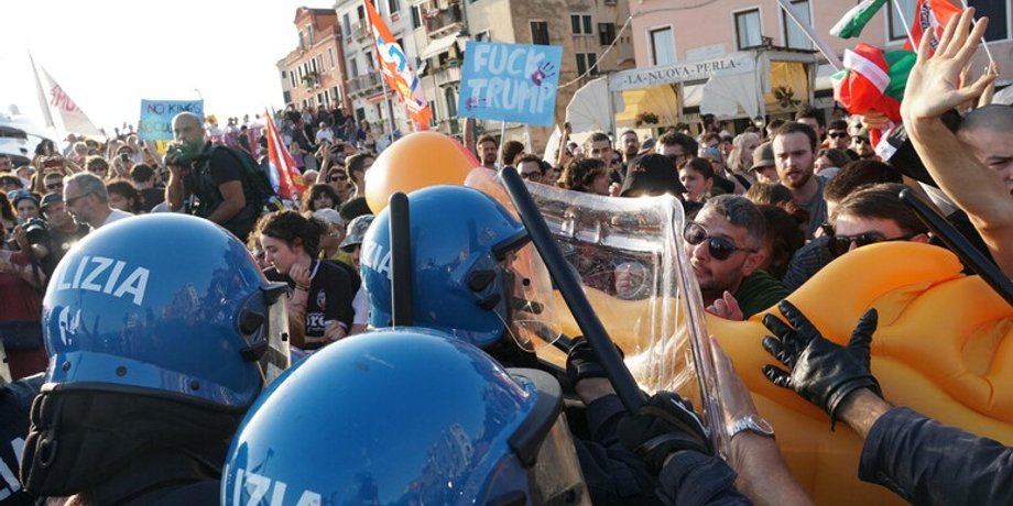 Венеція, протести, посол США