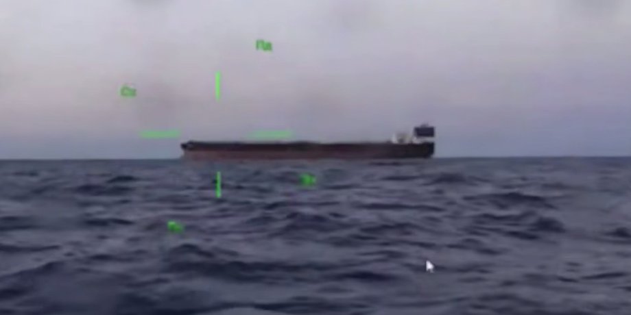 Нафтовий танкер флоту РФ в Чорному морі