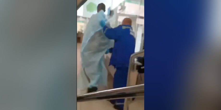самоподжег, поджег себя, мужчина поджег себя