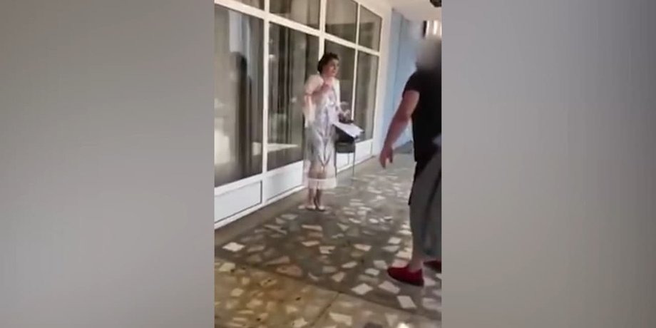 нападение, ЧП на выпускном, облил фекалиями преподавателя