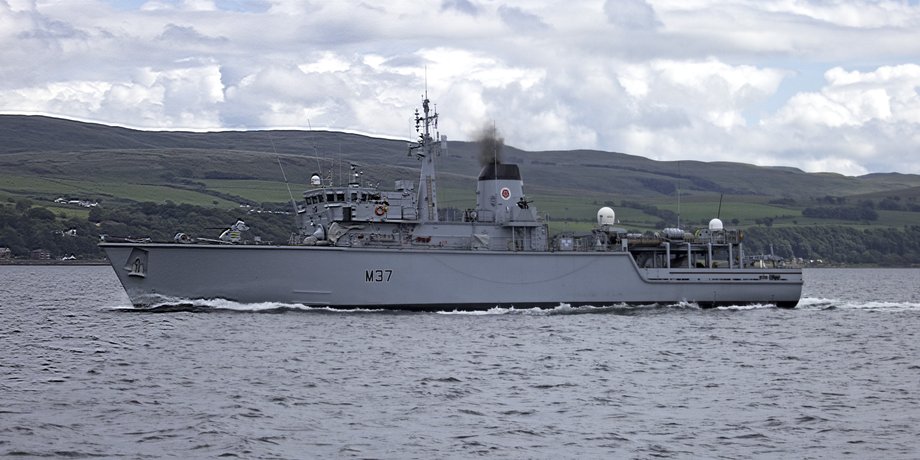 HMS Chiddingfold