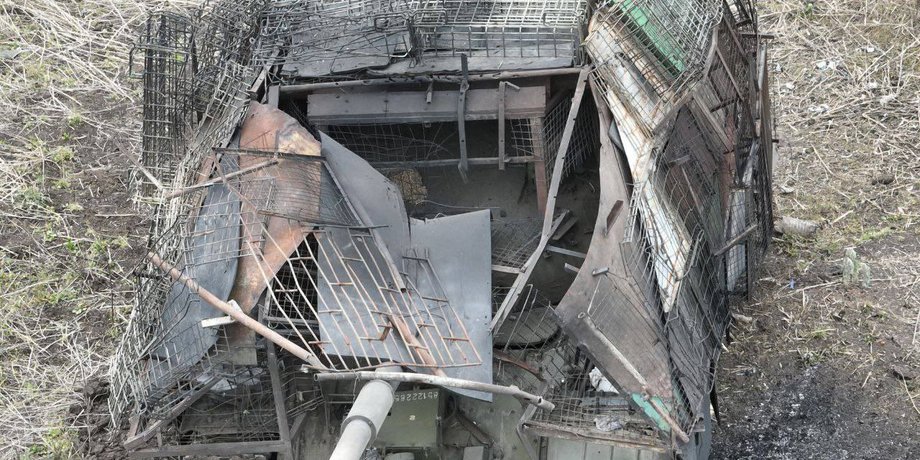 торецьк, бої за торецьк, торецьк новини, війна в україні, штурм, колона техніки, штурм