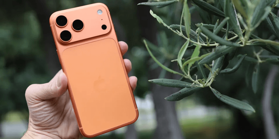 iPhone або Android найкращі смартфони у 2025 році