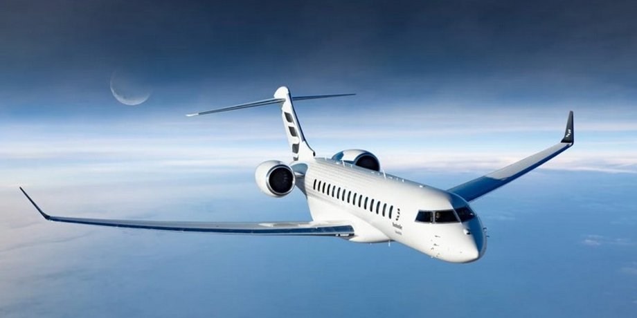 самолет Global 8000