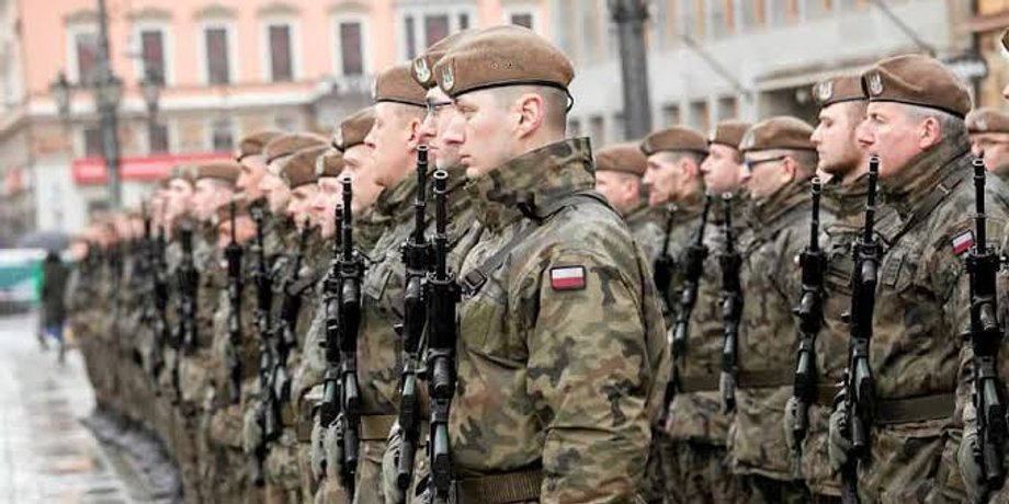 Полякам надсилають мобілізаційні картки Мобілізація в Польщі