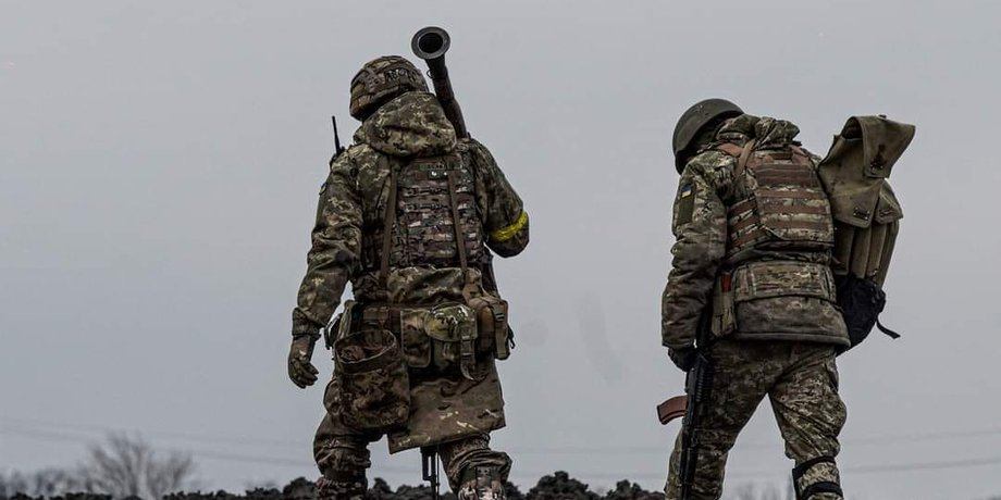 Бойцы ВСУ армия военнослужащие фронт передовая война