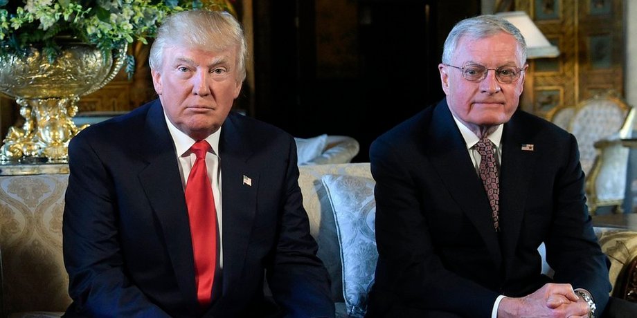Кит Келлог и Дональд Трамп