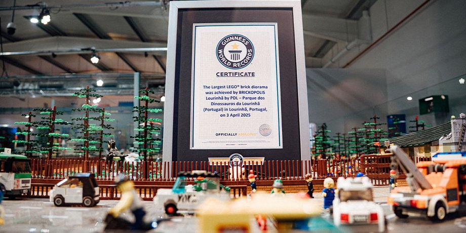 в Португалии построили гигантский город из конструктора Lego
