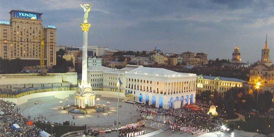 майдан, площадь независимости, наступление киев, штурм киева, атака киева