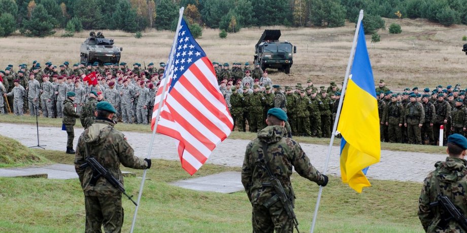 Військовослужбовці
