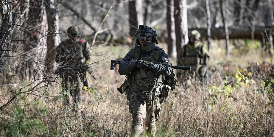 Російські військові опиняються під ударами дронів та тікають з позицій під Запоріжжям, не продовжуючи наступ