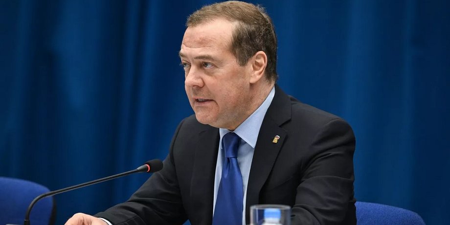 дмитрий медведев