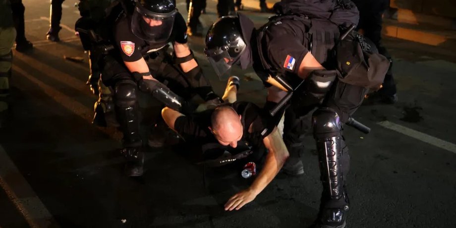 Під час протесту було затримало декілька протестувальників
