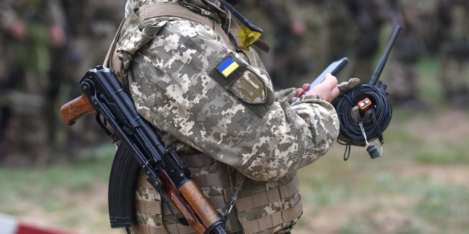 Бойцы ВСУ и мессенджер Signal, Signal в ВСУ, Signal хакеры РФ, Signal взлом российские хакеры, Signal боевые действия, Signal опасности