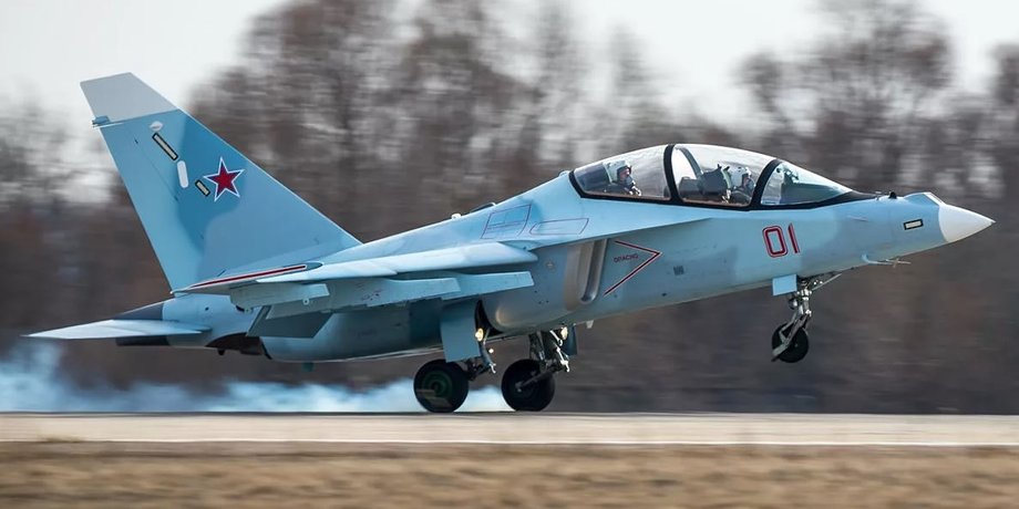 самолет Як-130