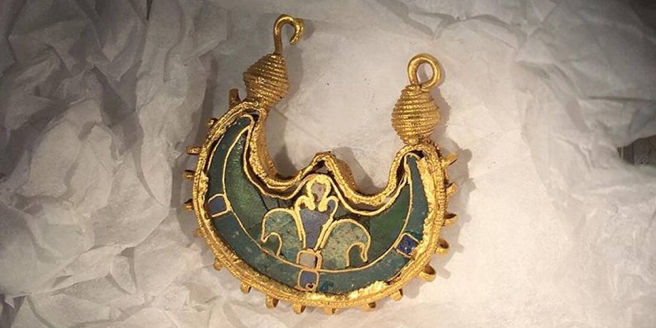 серьга, золото, викинги, викинги в Византии, добыча викингов, викинги Средиземное море