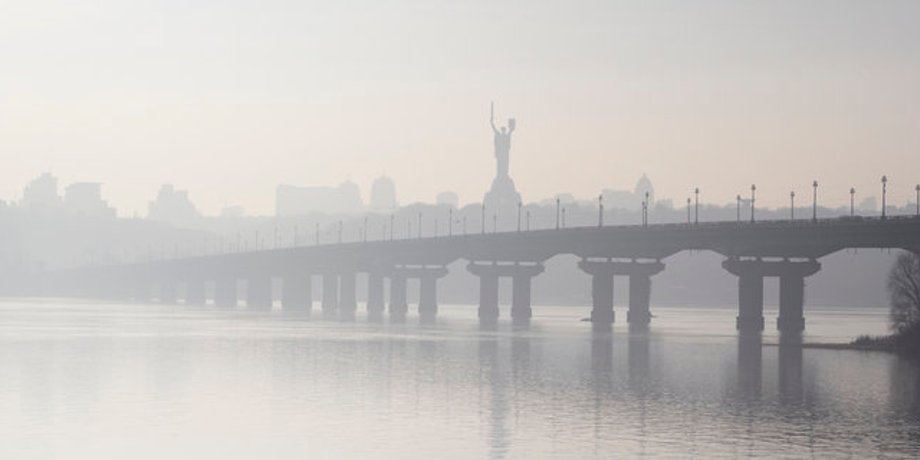 Смог у Києві, горять торфовища, киян просять закрити вікна, забруднення повітря, якість повітря у Києві, забруднення