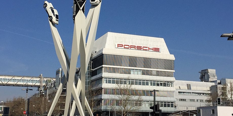 Власники бренду Porsche втрачають свої статки