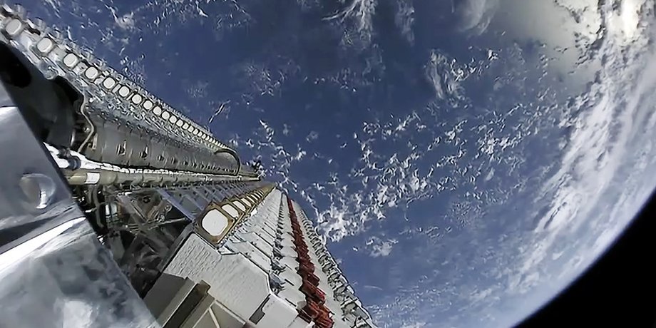 Starlink, SpaceX, Тонга, извержение, связь