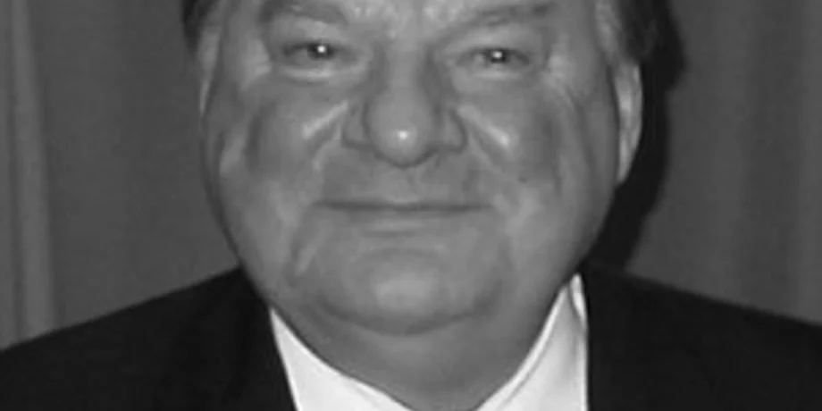 Геннадій Удовенко фото