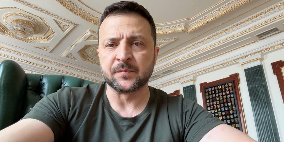 Президент Зеленський розповів про наступ РФ, який підтверджують розвіддані, та про атаку 900 ракет та дронів на Україну