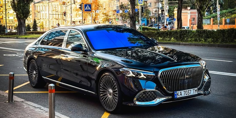 Mercedes-Maybach S680