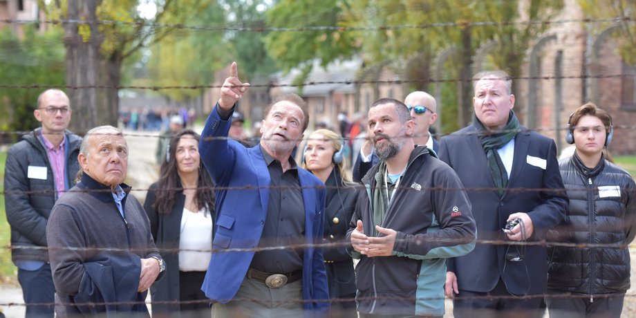 Арнольд Шварценеггер, музей Аушвіц-Біркенау, візит