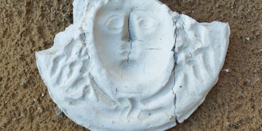 археологи, археология, медуза, форма, гора, Сицилия, открытие, маска, мастерская, история, мифология