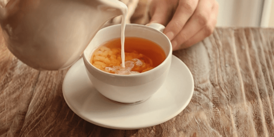 Чай с молоком