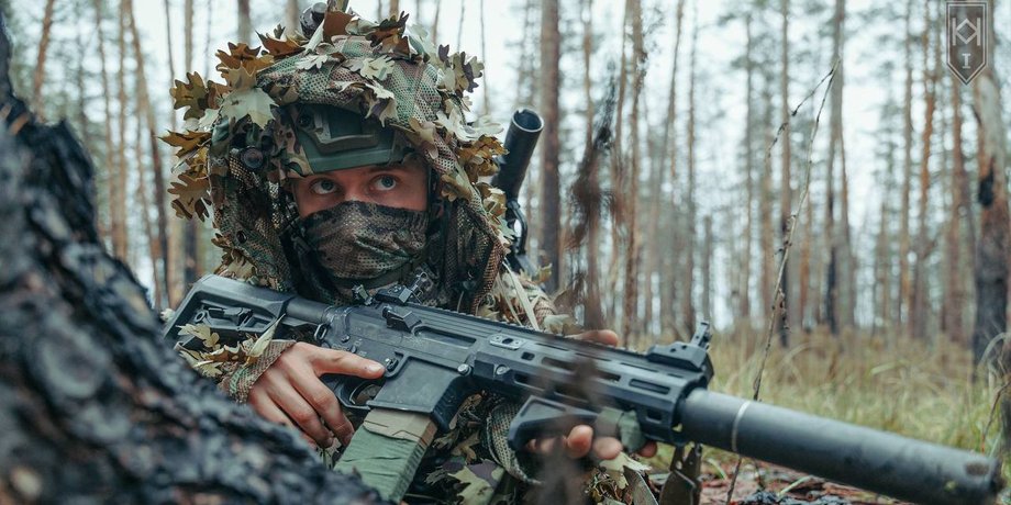 Украинский военный на фронте