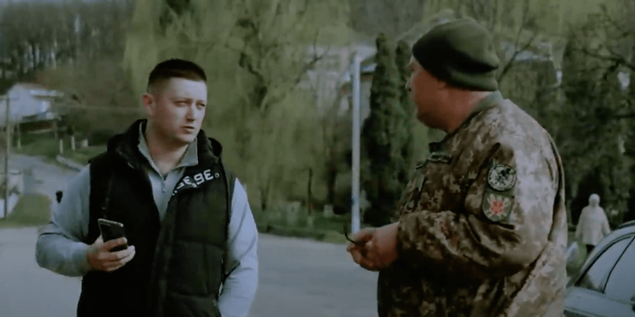 военнообязанный с броней, работники ТЦК, Тульчин, Винницкая область, отец-инвалид, дипломатия