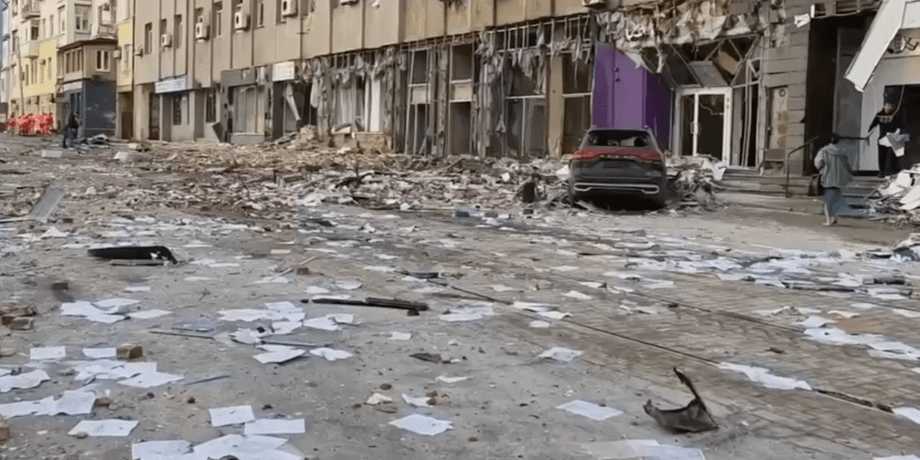 Після вибухів місто частково знеструмило